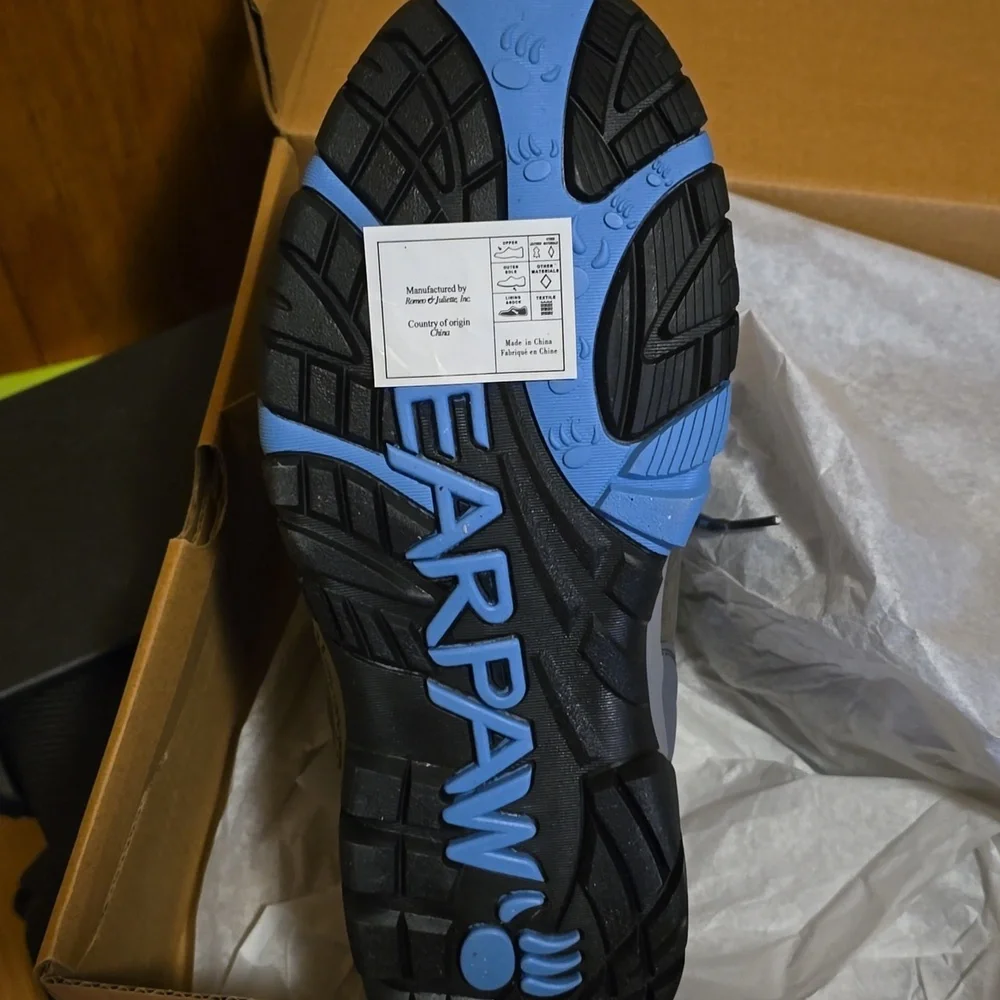Nwt Women's Bearpaw Corsica Waterproof Hiking Boots Sz 9 - Picture 2 of 4